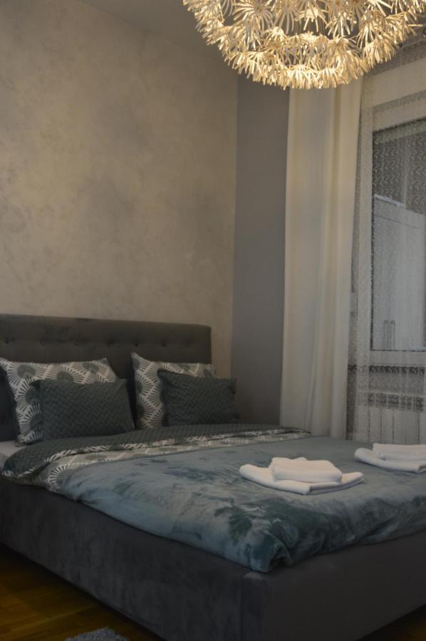 Teodora Lux Apartman Free Privat Parking Novi Sad Exterior photo