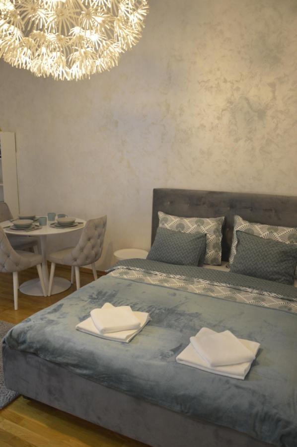 Teodora Lux Apartman Free Privat Parking Novi Sad Exterior photo