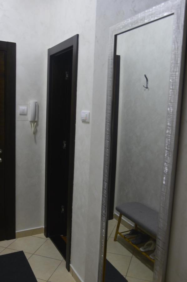 Teodora Lux Apartman Free Privat Parking Novi Sad Exterior photo