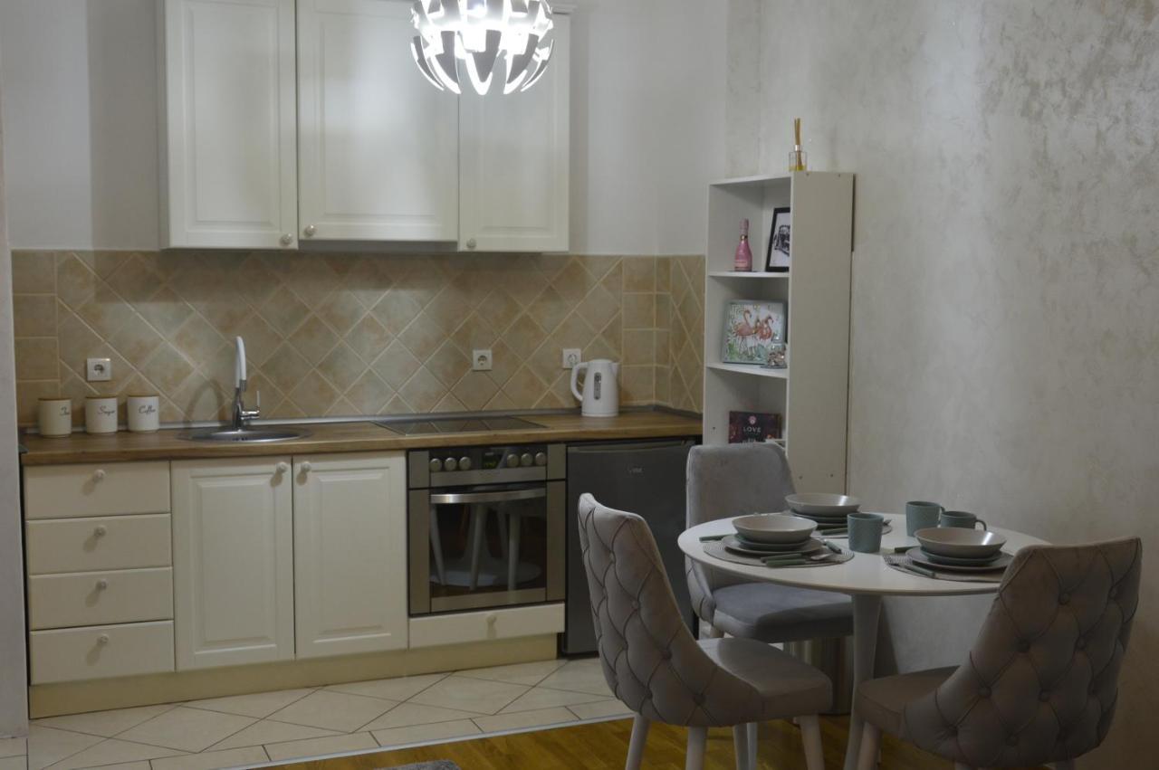 Teodora Lux Apartman Free Privat Parking Novi Sad Exterior photo