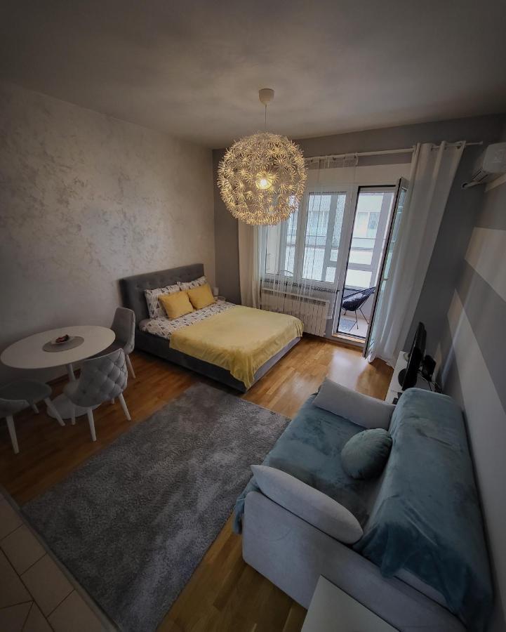 Teodora Lux Apartman Free Privat Parking Novi Sad Exterior photo